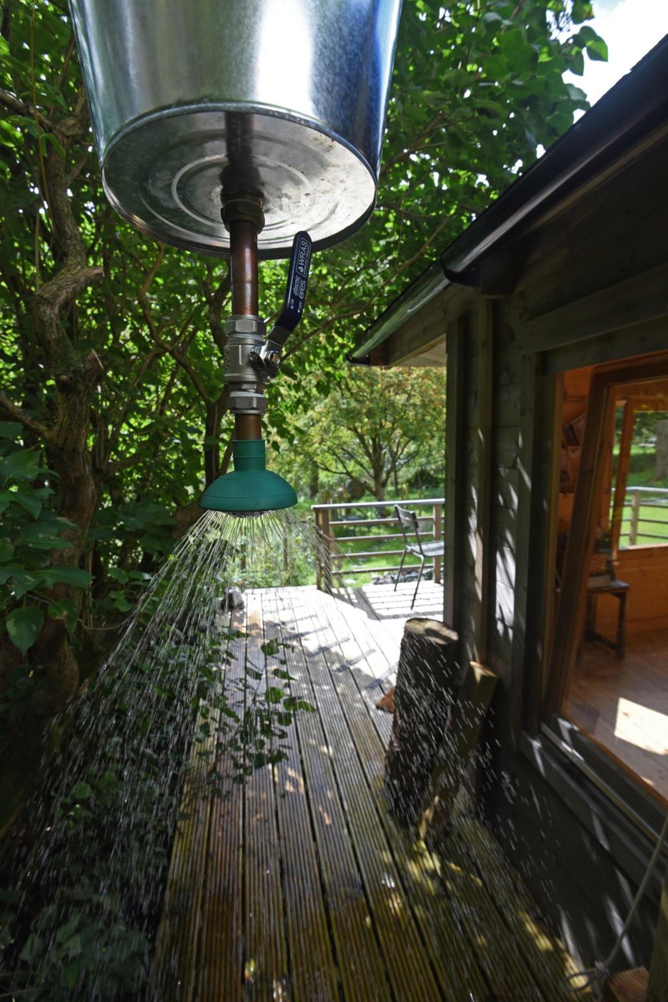 Helvellyn - The Hut - Twin Or Double Hotel Glenridding Exterior photo